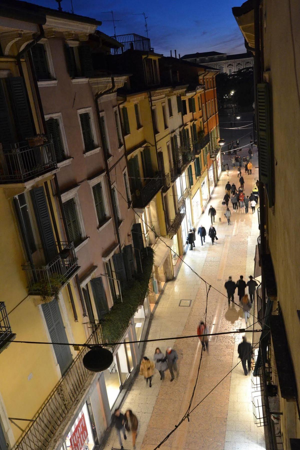 All'Opera Prima Verona Eksteriør bilde